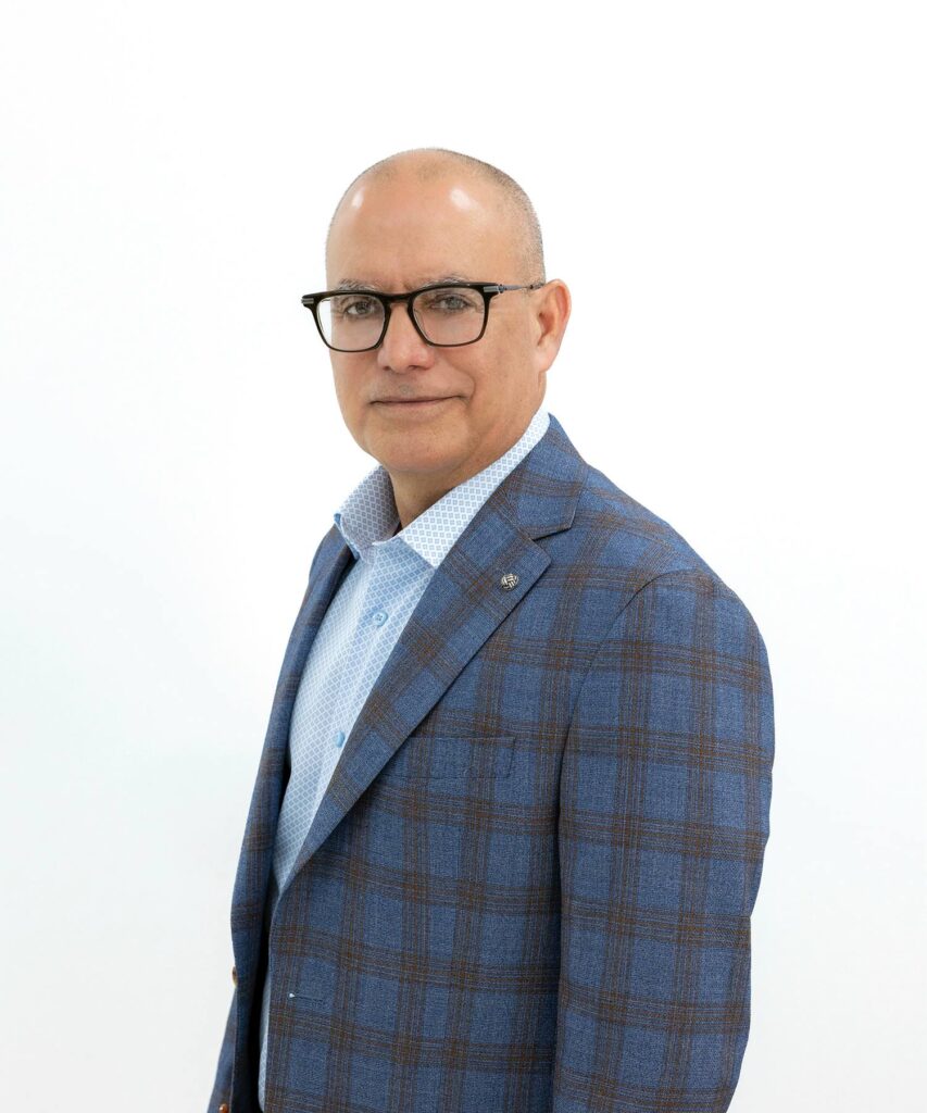 Dr Eduardo Viera, Principal Investigator Internal Medicine